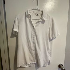 Uniqlo button down short sleeve shirt